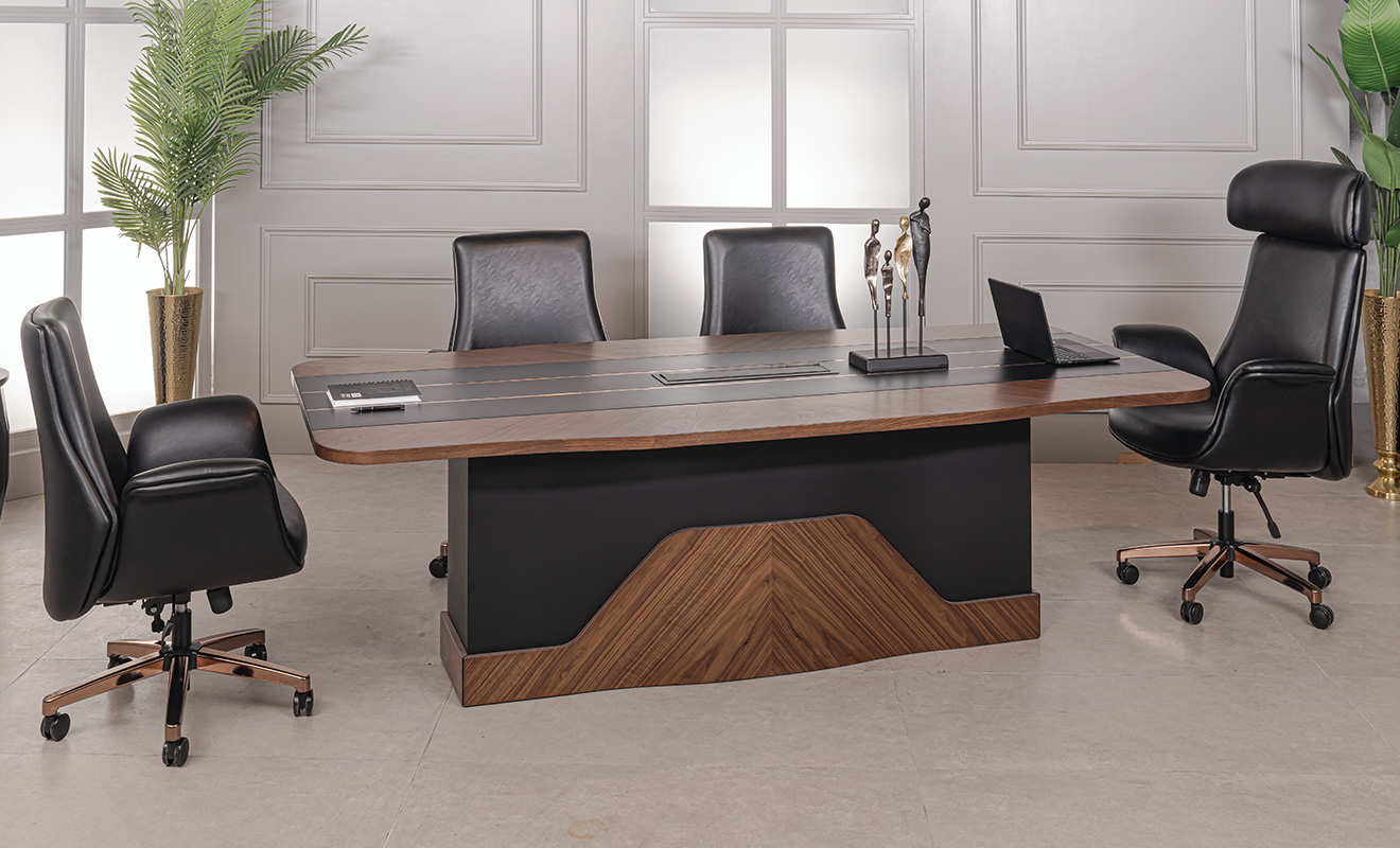 Soprano Wooden Modern Meeting Table