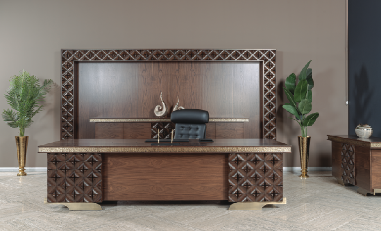 Vivanta Embroidered Executive Office Set