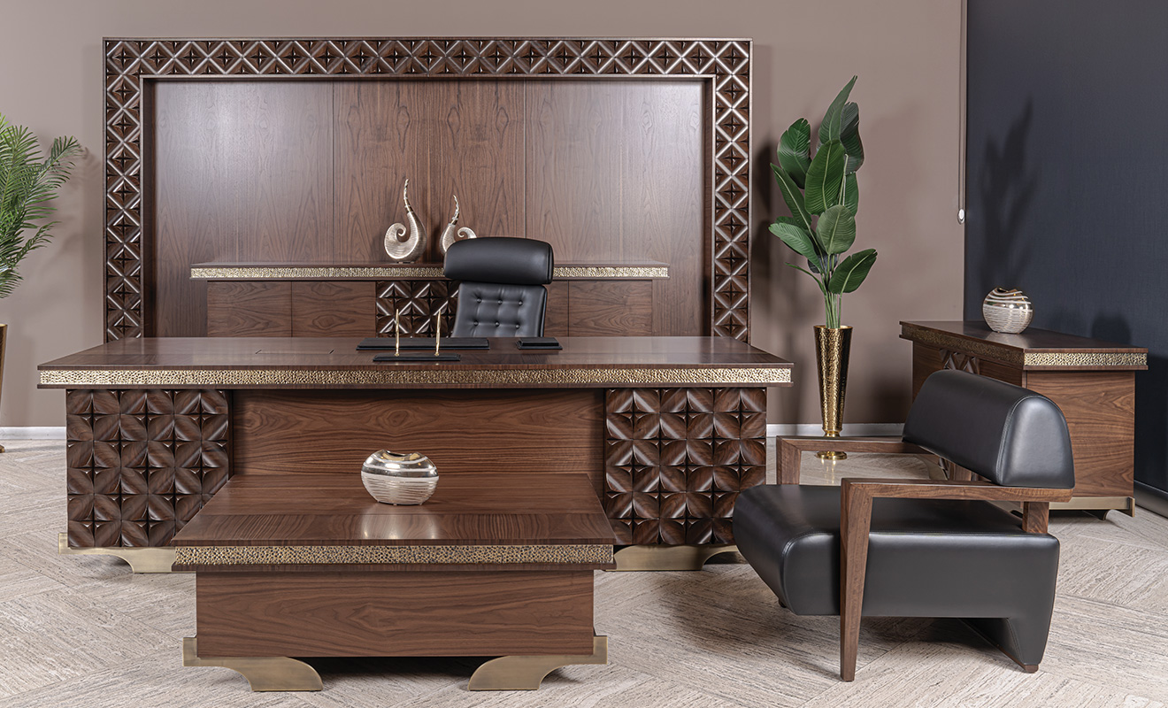 Vivanta İşlemeli Makam Takımı