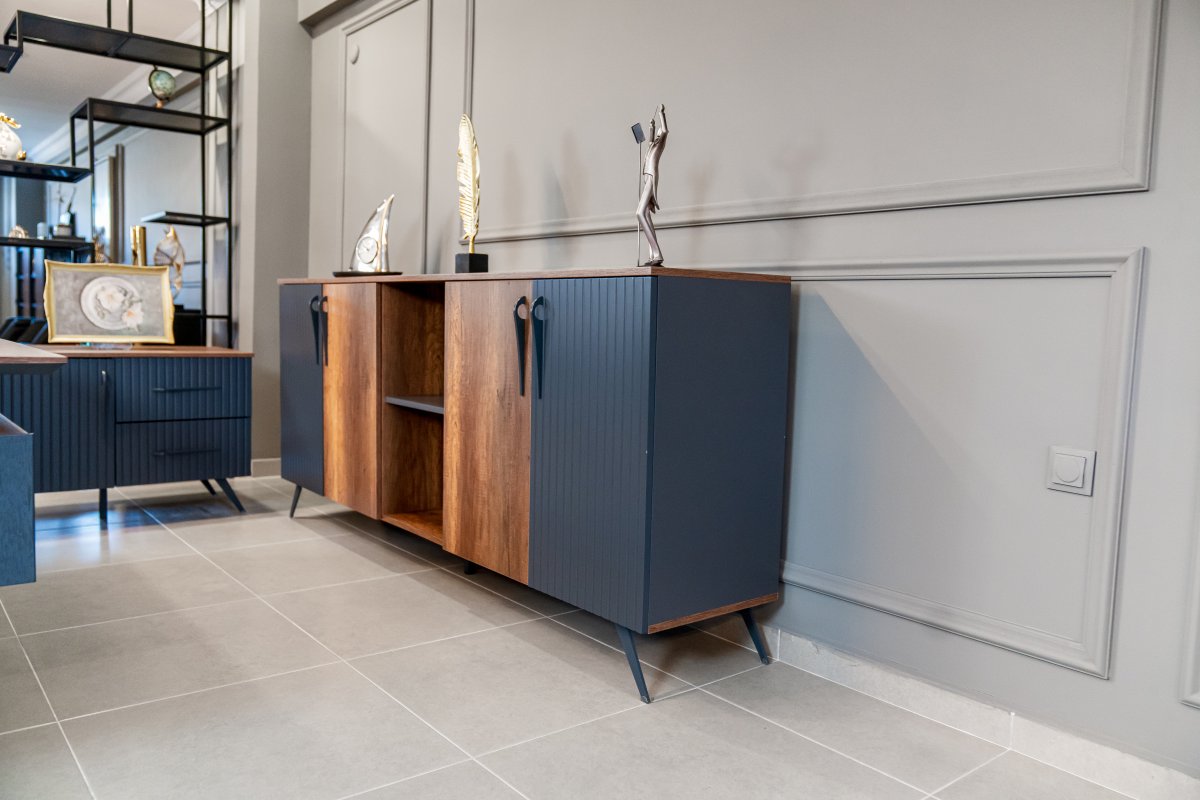 Mozart Executive Desk
