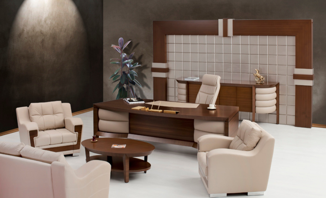 Orion VIP Executive Desk Set