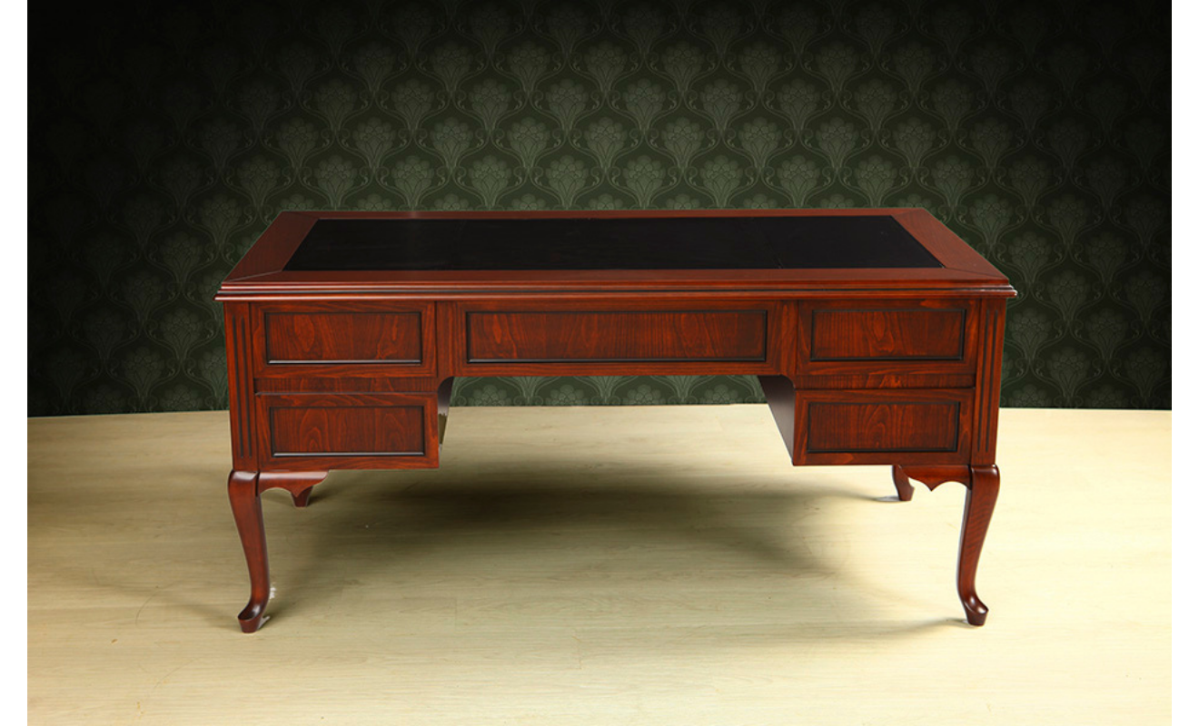 Solem Classic Executive Desk Set