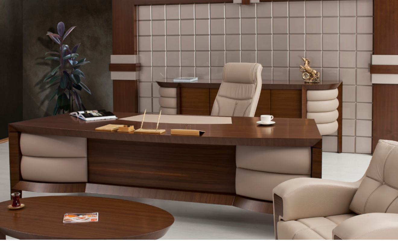 Orion VIP Executive Desk Set