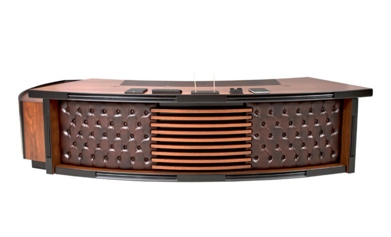 King VIP Executive Desk Set