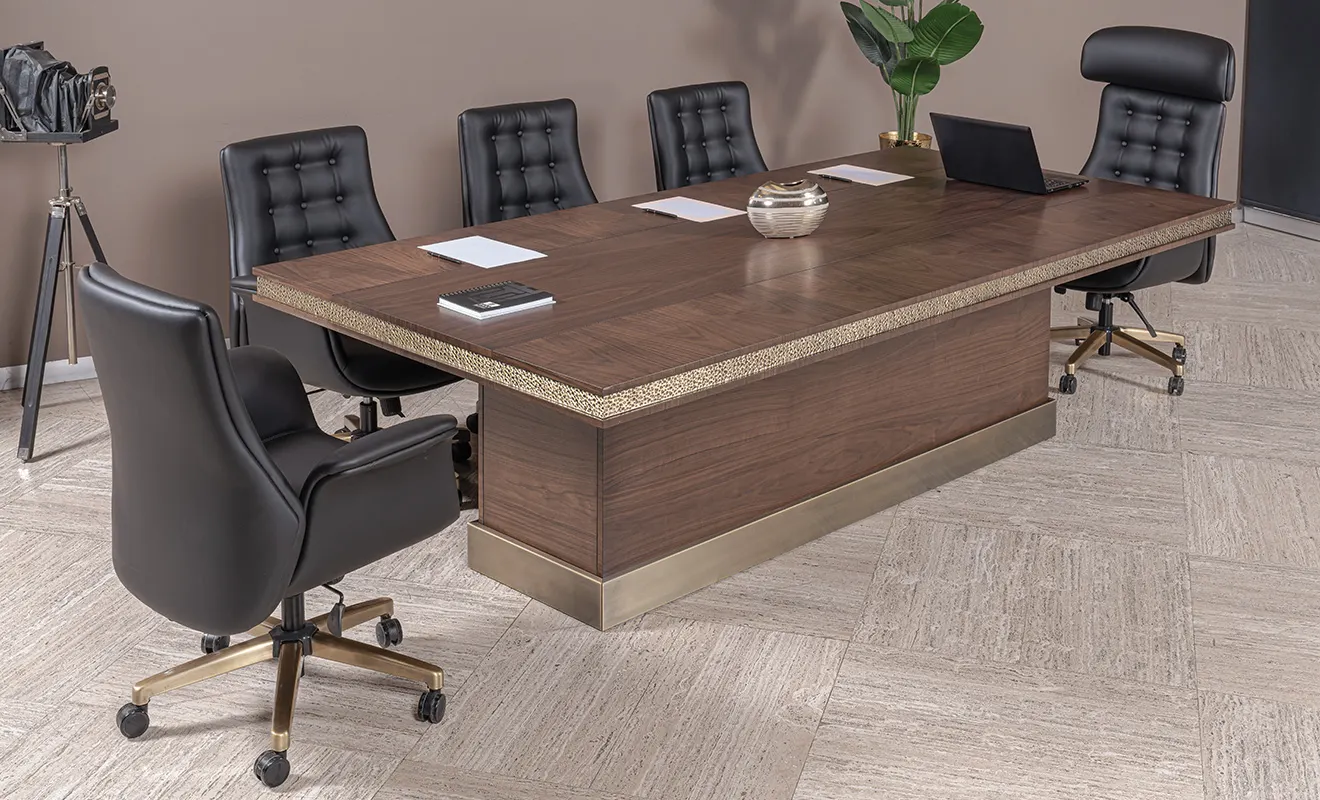 Vivanta İşlemeli Toplantı Masası